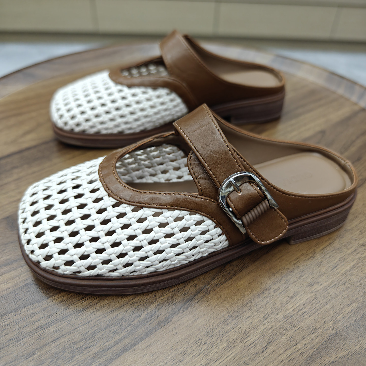 包头半拖鞋女2026夏季时尚外穿透气编织平底一脚蹬配裙子罗马凉鞋