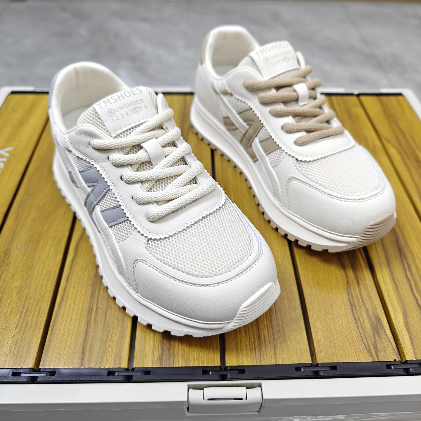 轻便舒适平底真皮休闲鞋女2026新款圆头百搭韩版阿甘鞋显瘦老爹鞋,女鞋,老爹鞋,淘宝优惠券,粉丝福利购,淘宝优惠卷