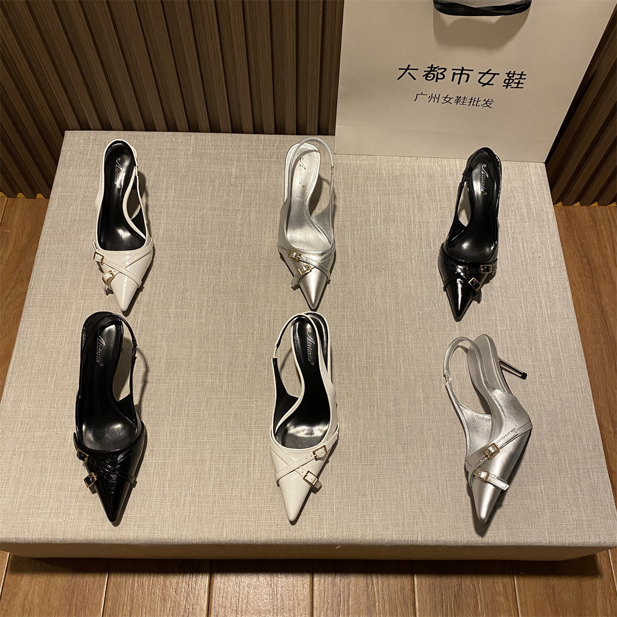 2024春季新款尖头细跟中跟名媛时尚女鞋交叉带高跟浅口包头凉鞋,女鞋,时装凉鞋,淘宝优惠券,粉丝福利购,淘宝优惠卷