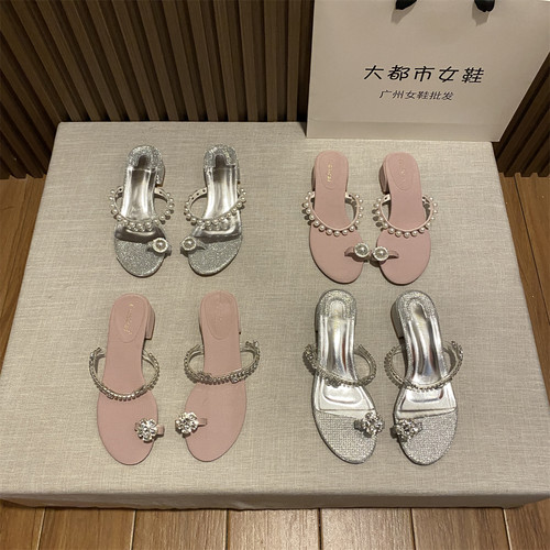 圆头水钻花朵套趾一字带中跟凉拖