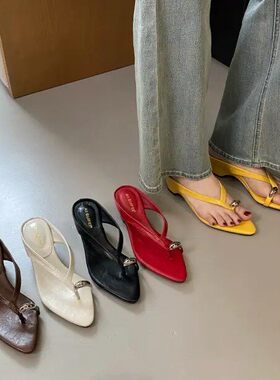 AII GUIFEI 韩式金属扣一字拖女内增高外穿度假风时尚尖头拖鞋女