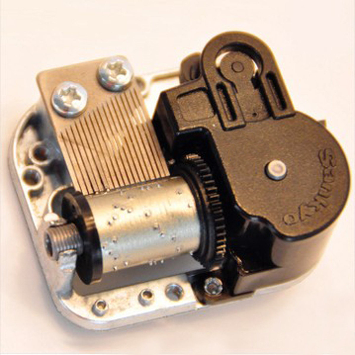 18 톤 표준 시계 뮤직 박스 무브먼트 DIY 뮤직 박스 DIY 액세서리 SKY CITY를 재생하기 위해 데스크탑에 배치할 수 있습니다