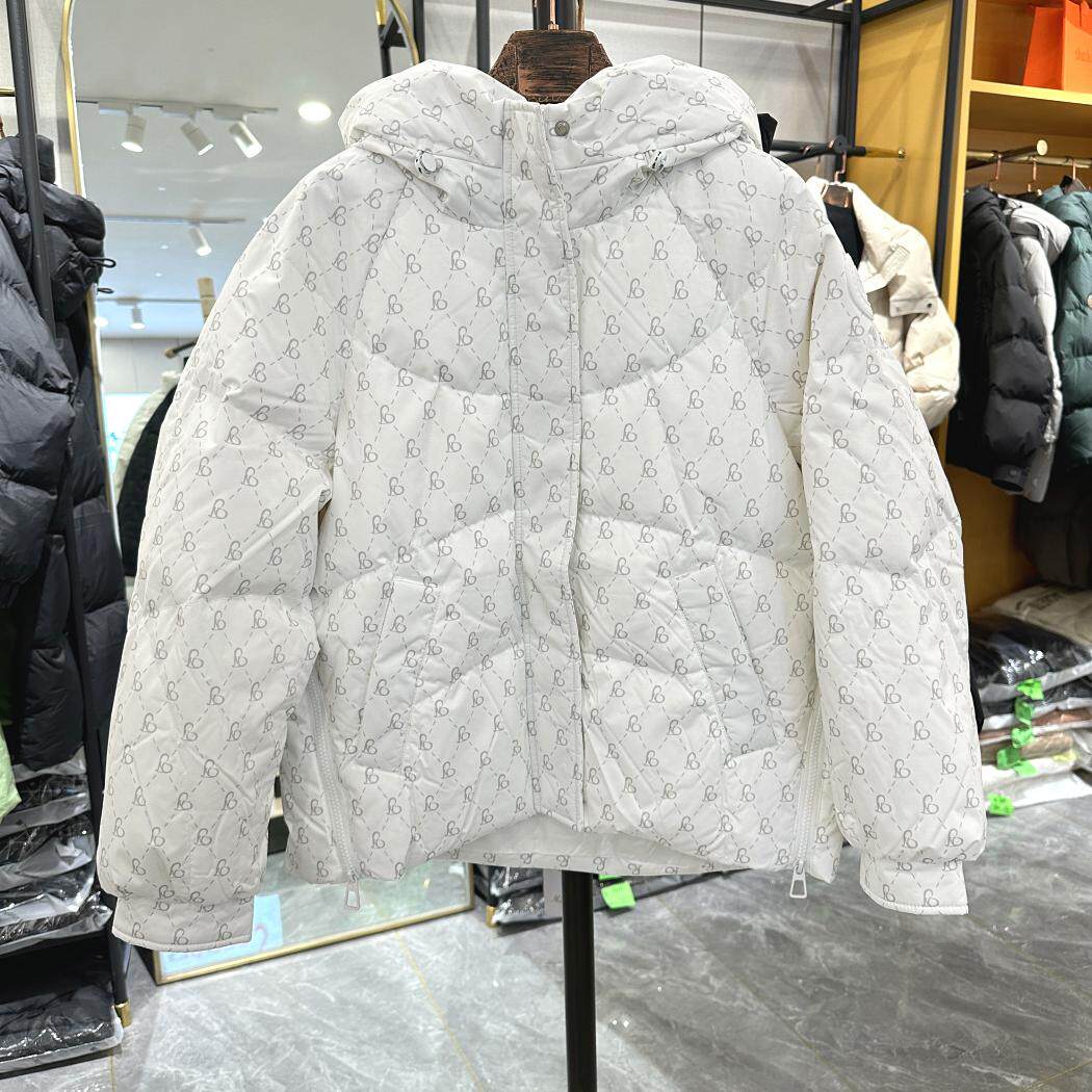 品牌专柜2024冬季新品羽绒服女白鸭绒短款连帽爱心图案正品M24602