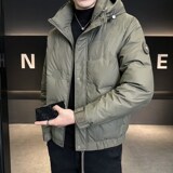 卡其绿