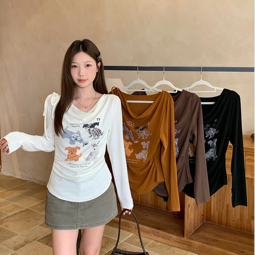 2026秋装新款胖mm大码女设计感荡领卡通印花纯欲风长袖上衣25826