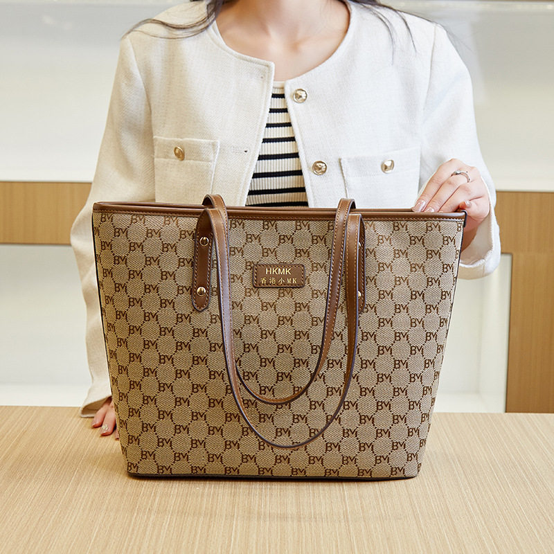 意尔康女包2023春季新款手提包大容量托特子母包复古简约单肩包