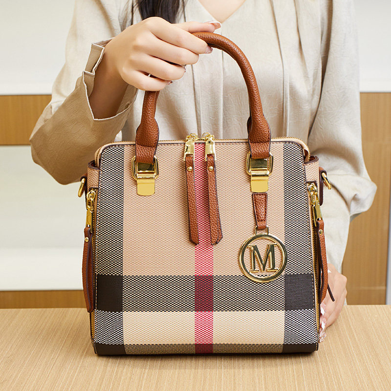 香港品牌真皮女包2025新款时尚大容量手提包女士单肩斜挎水桶包包,箱包皮具/热销女包/男包,通用款女包,淘宝优惠券,粉丝福利购,淘宝优惠卷