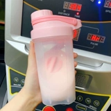 Спортивная пластиковая портативная качалка, бутылка для воды, популярно в интернете