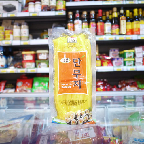 韩国进安紫菜包饭黄萝卜条