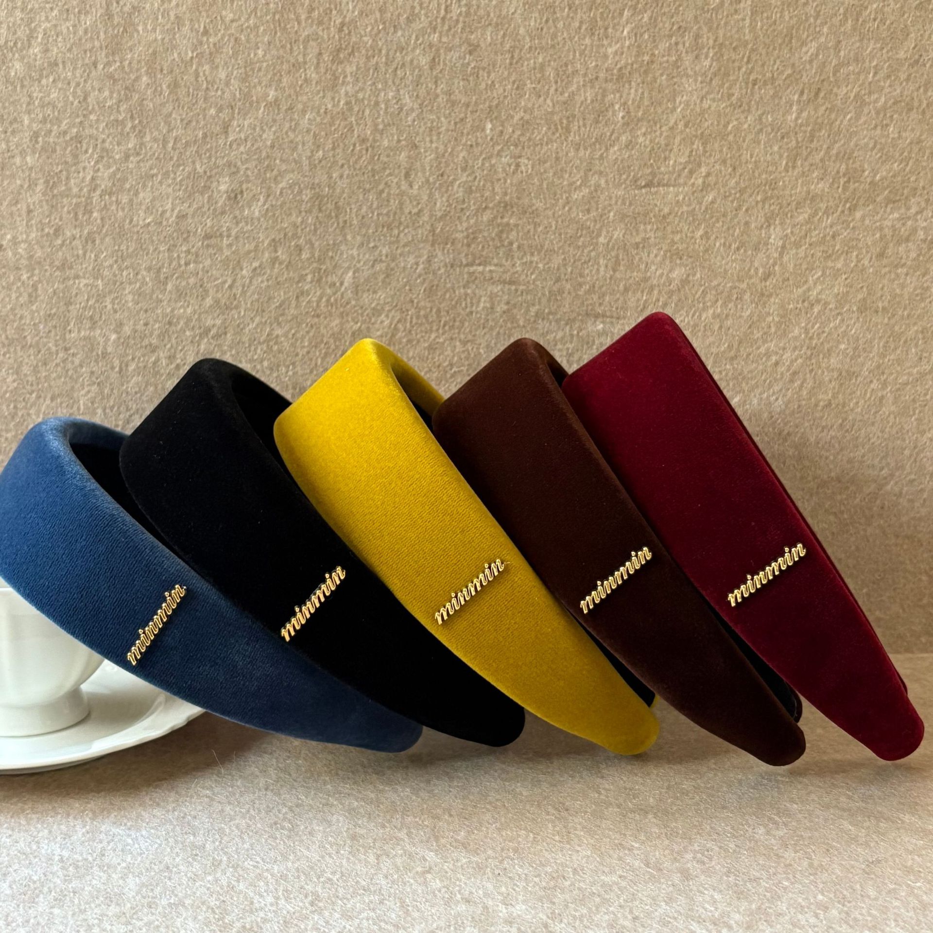 法式复古秋冬丝绒宽边发箍女气质高颅顶洗脸头箍金标log发卡