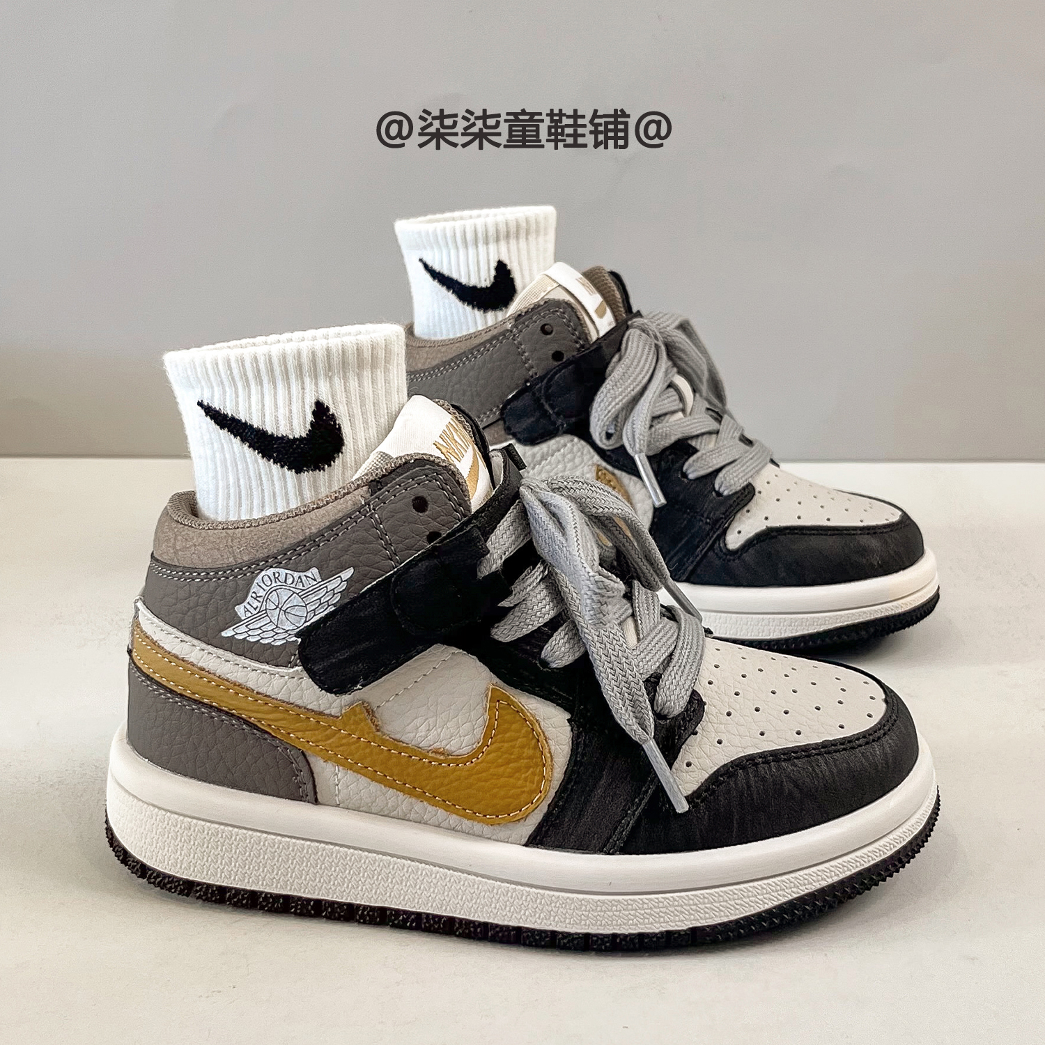 小二推荐官网儿童运动鞋休闲板鞋