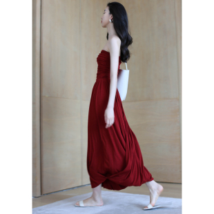 无有无印深酒红色褶皱显瘦包裹无袖 针织连衣裙23291 抹胸式