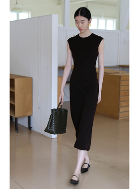 无有无印针织羊毛混纺修身长款圆领无袖显瘦优雅连衣裙24246