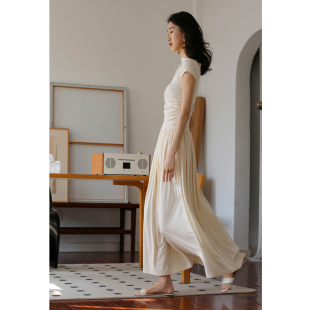 大摆修身 舒适针织一字领连衣裙24050 短袖 无有无印米白长款