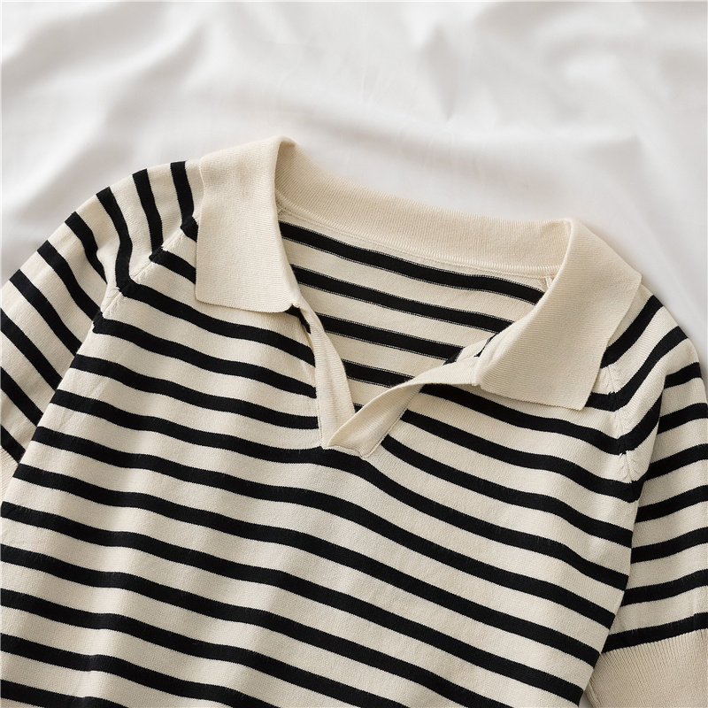 여성을위한 레트로 한국 스타일 스트라이프 반팔 아이스 실크 스웨터 여름 2024 새로운 폴로 칼라 느슨한 티셔츠 탑