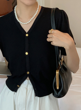 黑色短袖针织开衫女外穿2025薄款气质v领收腰显瘦淑女上衣设计感