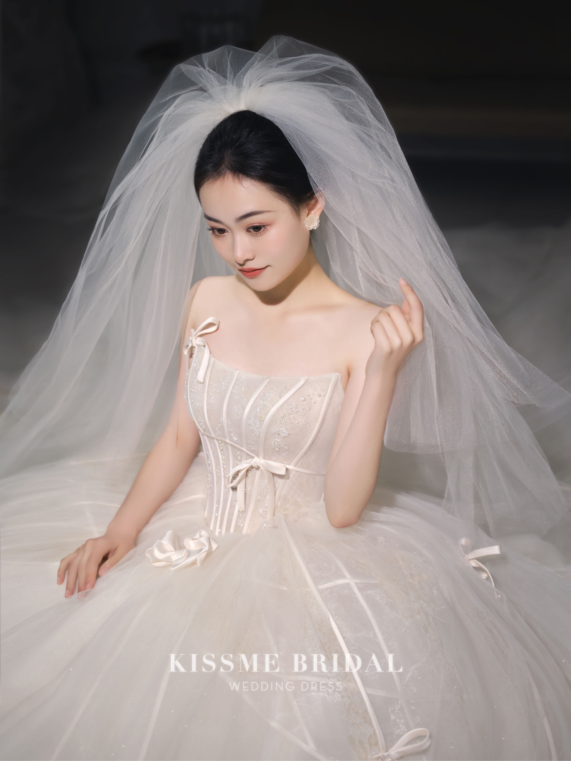高端韓國紗發(fā)梳款雙層素紗無裝飾短款新娘頭紗結(jié)婚拍樣