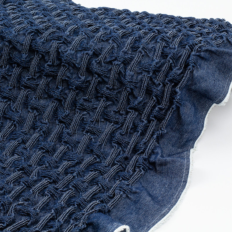 立体肌理褶皱牛仔布料服装面料