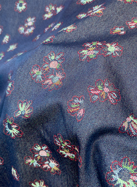 复古紫色 定制款高密度刺绣提花布料柔软垂坠旗袍高档设计师面料