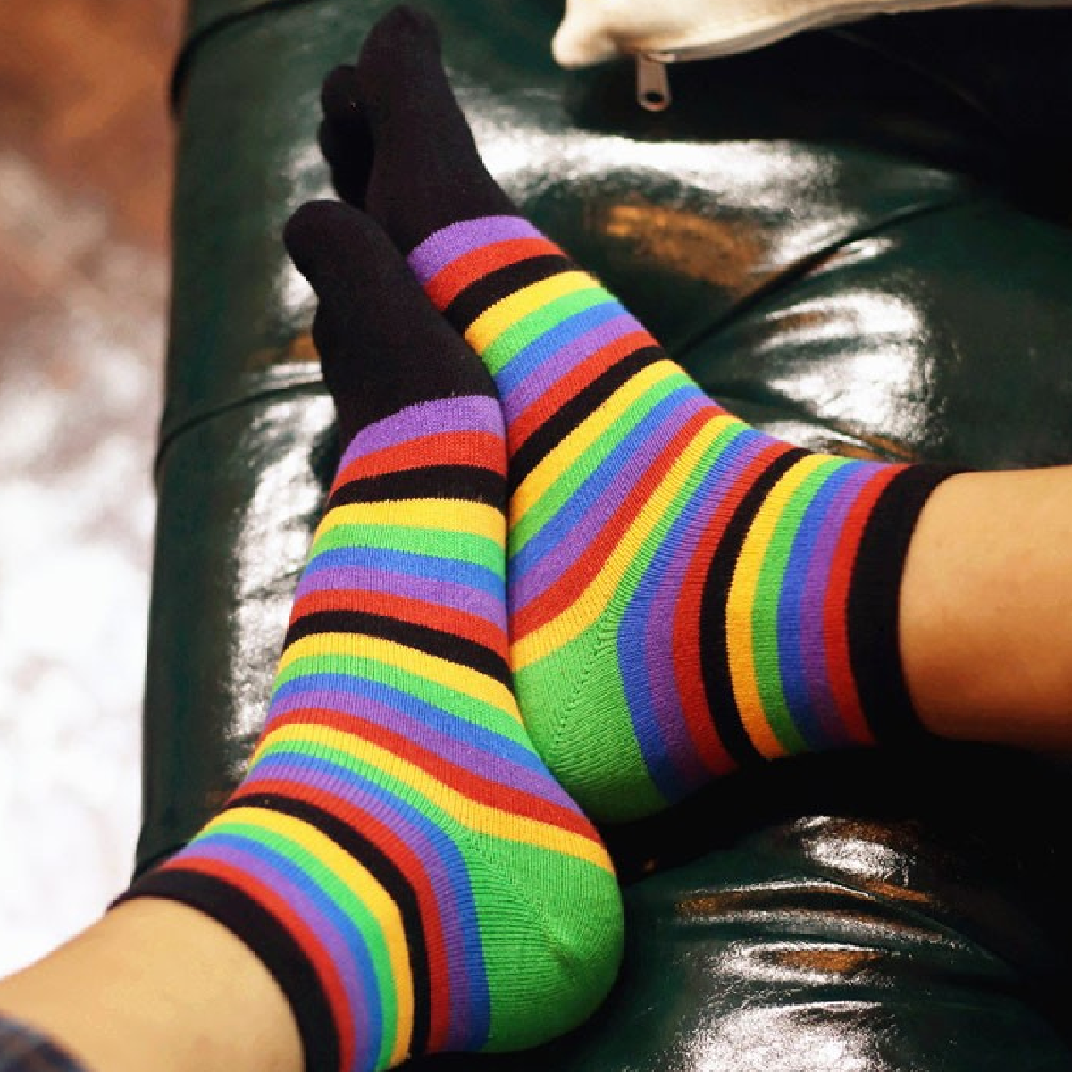 条纹中短筒吸汗除臭五指袜