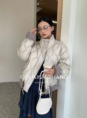 CZ ZHANG冬90白鸭绒撞色拼接学院风短款羽绒服女高领面包服B48173