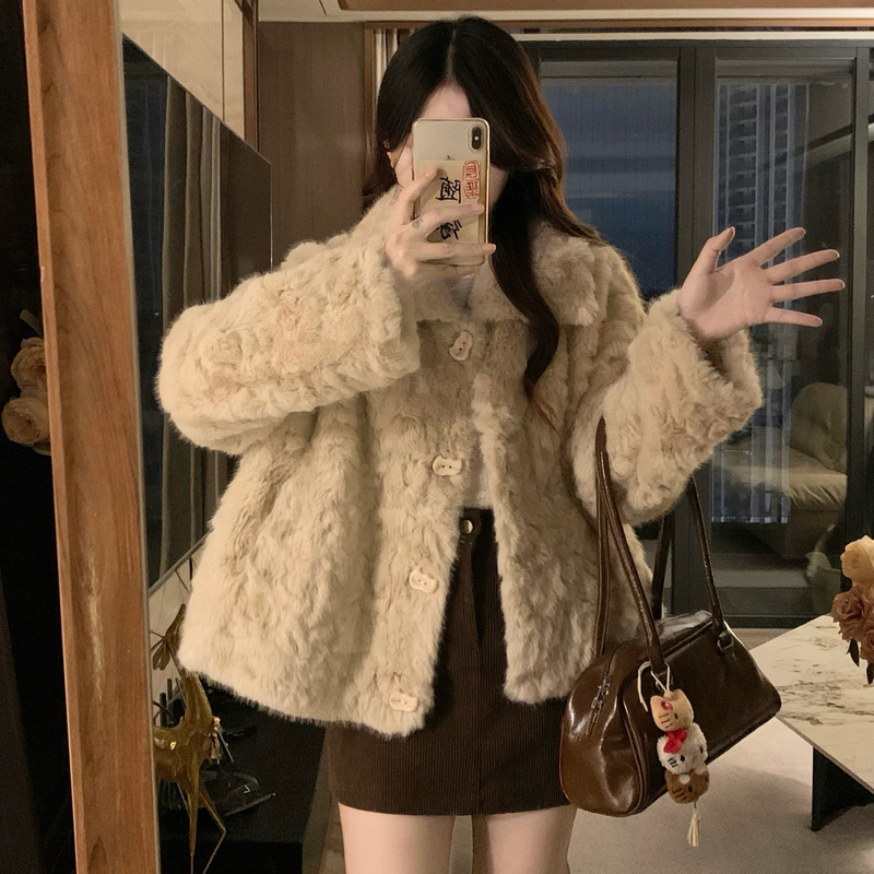 小香风咩咩绒皮毛一体羊羔毛外套女冬季新款加厚毛绒棉服小个子潮