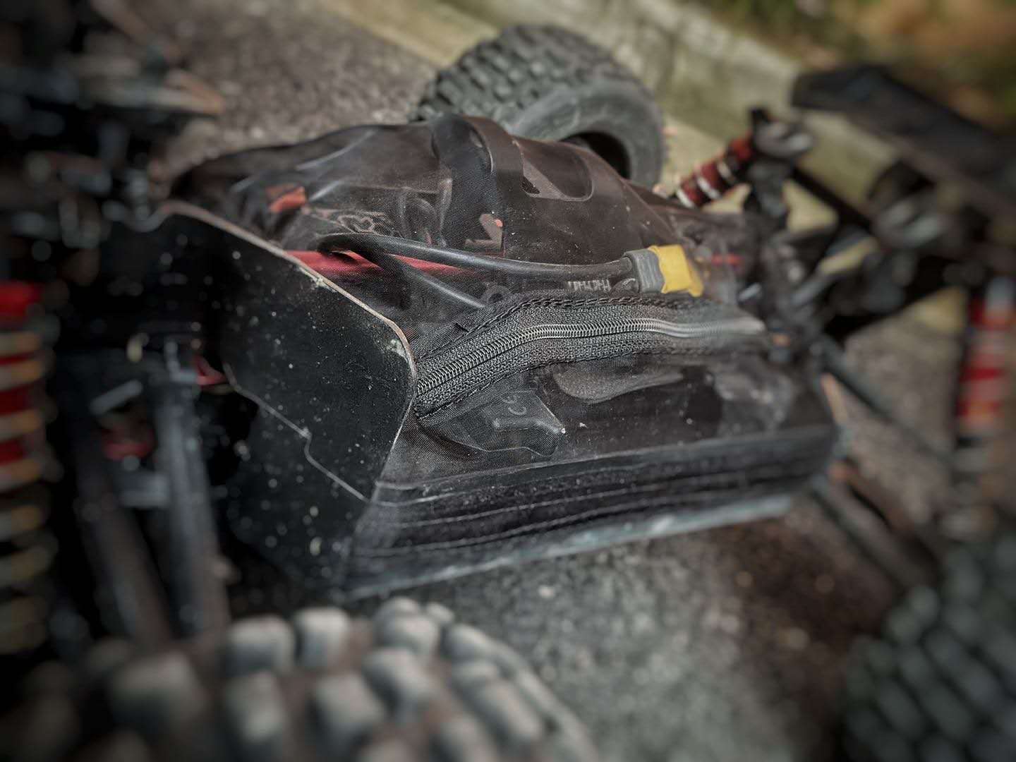 菊花牌手工 ARRMA 1：8 outcast 流浪者 防尘罩套 防水防沙石