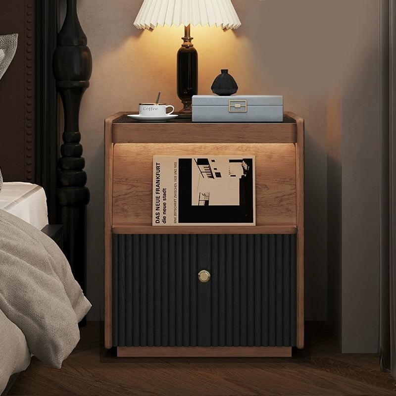 家用高级感全实木床头柜卧室2025新款轻奢爆款中古风收纳柜置物柜