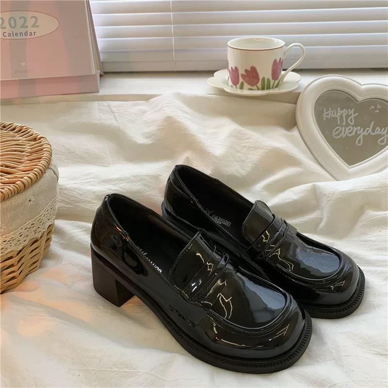 British Style Thick-Soled Height-Increasing Loafers for Women, 2026 Spring and Autumn New Fashion Versatile Shoes That Match Skirts, Chunky Heel Single Shoes
