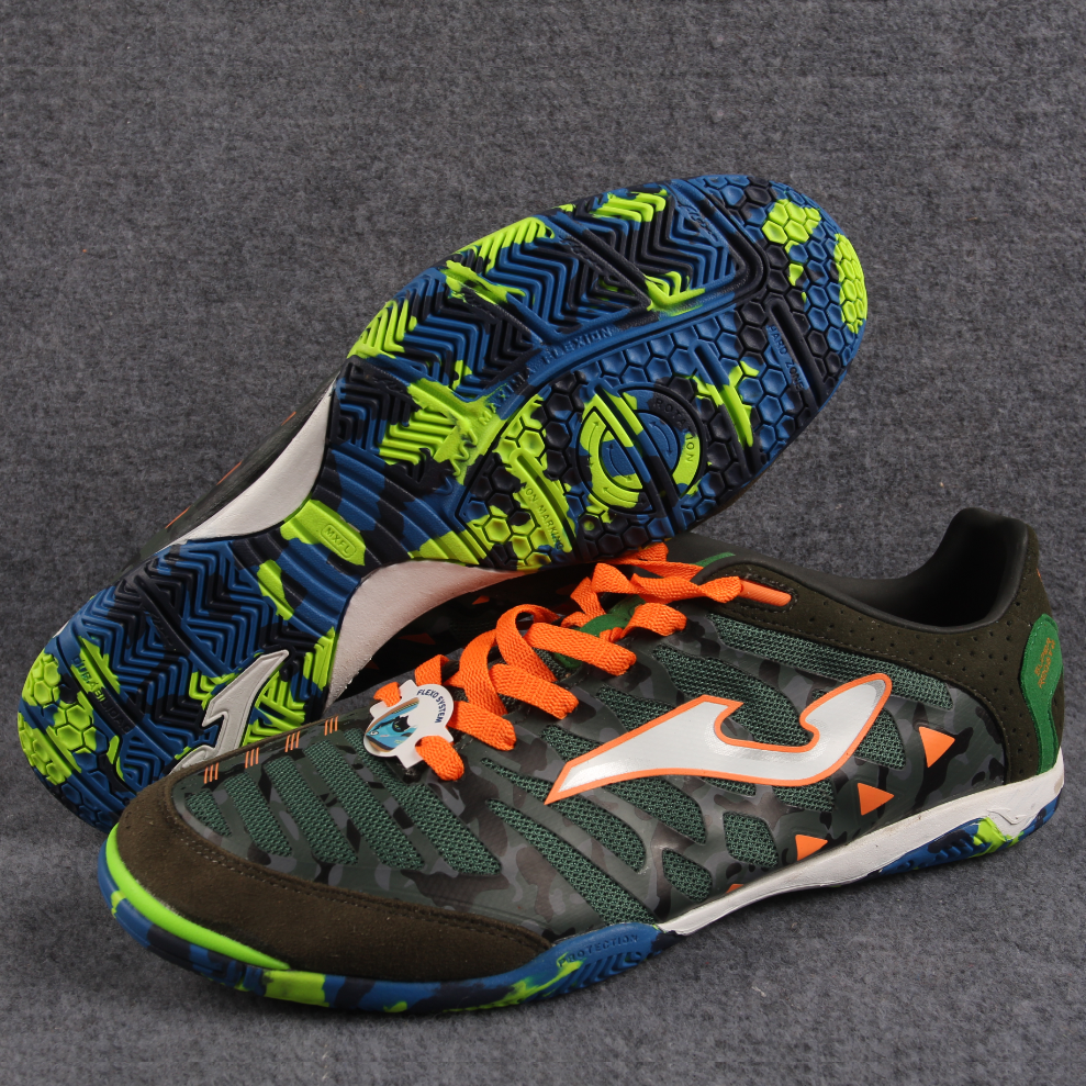 Chaussures de football - Ref 2441960 Image 1