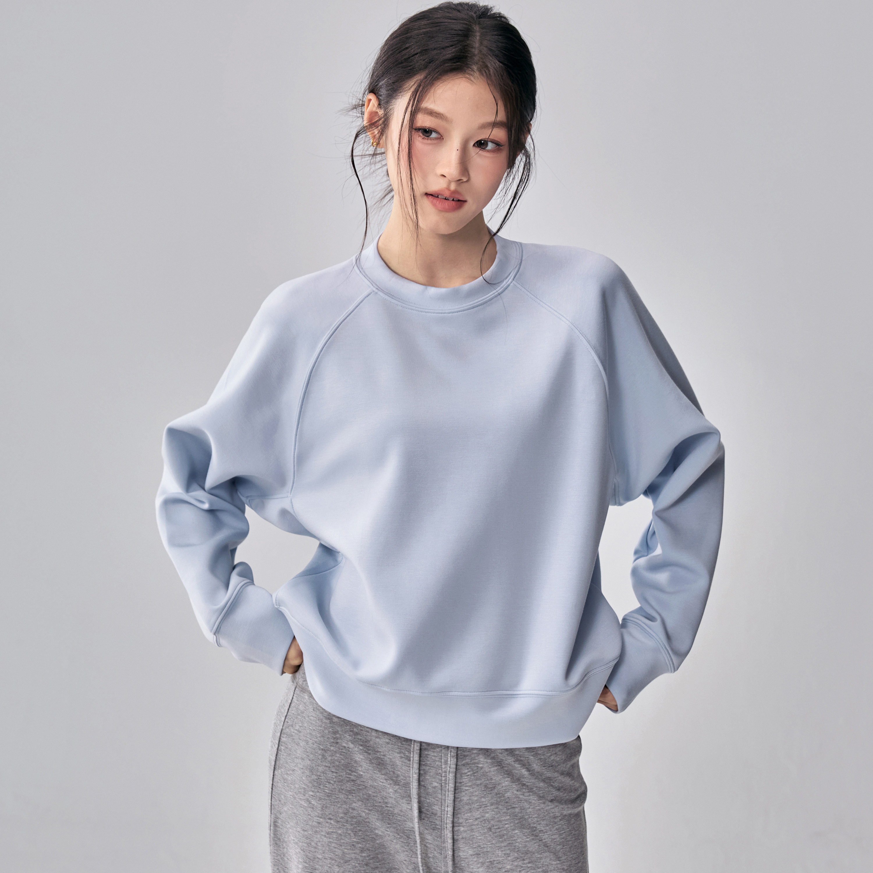 健身女孩休闲圆领运动卫衣宽松跑步套头衫户外训练瑜伽服长袖上衣