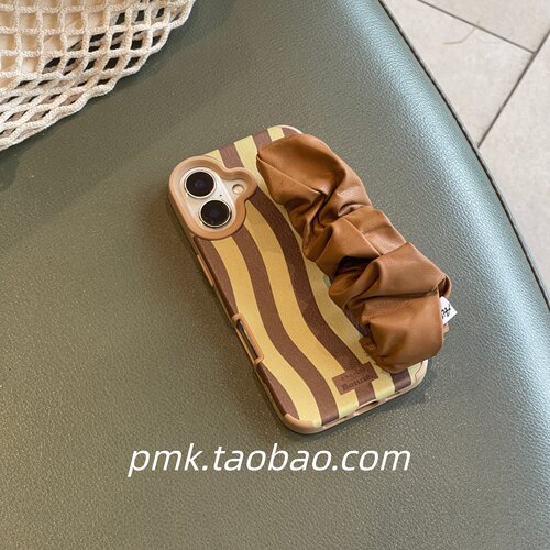 小众ins复古咖色波浪条纹皮质棕色腕带手机壳适用苹果17phone15promax新款13女16高级感软壳保护套14便捷手提