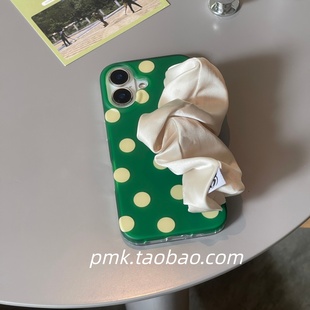 小众ins撞色绿黄波点丝巾腕带手机壳适用iphone16promax苹果17promax新款便捷16pro女17女15/14磨砂保护套13