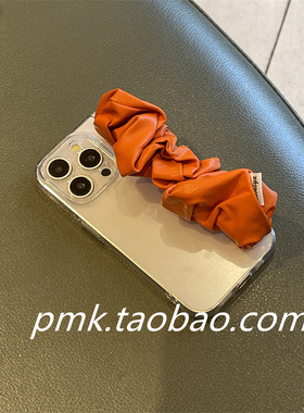 夏日简约透明皮质橘色褶皱弹力手腕带适用苹果15promax手机壳iphone13pro小众12高级感17时尚14pm手提保护套x