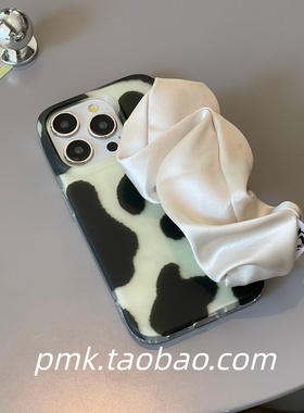 ins白色奶牛斑纹丝巾弹力手腕带适用苹果16pro手机壳iPhone15promax便捷手提16promax秋冬新款14/13小众