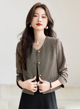 2025秋季新款女装气质小香风上衣高级感单排扣时尚短款外套YB8932