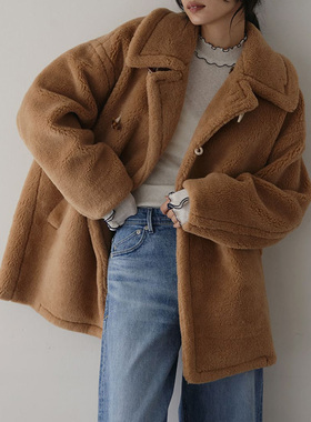 COEL新贵 聚酯羊毛尼龙混纺 厚实微挺阔感 宽松范儿 牛角扣大衣