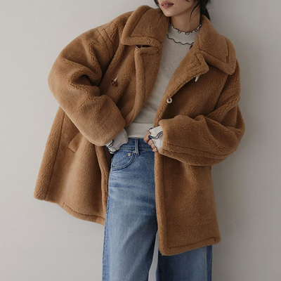 COEL新贵 聚酯羊毛尼龙混纺 厚实微挺阔感 宽松范儿 牛角扣大衣