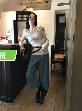 Mona张绮贤 莫奈花园T 亨利领立体凹凸肌理印花棉两穿长袖上衣