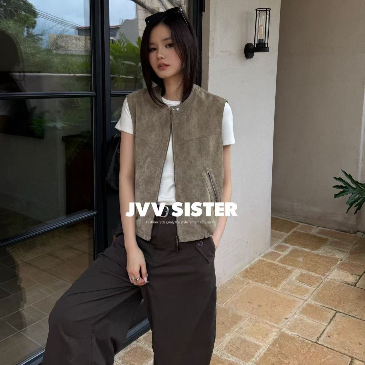 JVV十三行2026秋季新款时尚叠穿坎肩马夹外套休闲PU皮马甲女72665