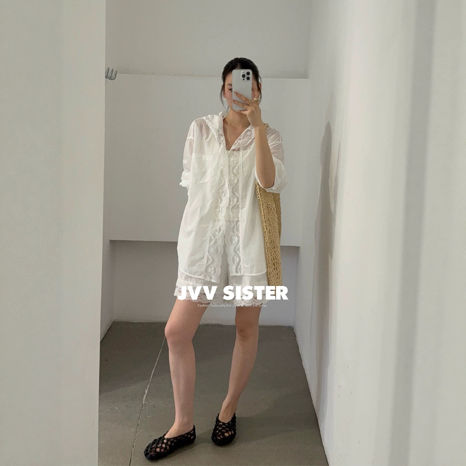 JVV十三行2026夏季新款设计感蕾丝拼接薄款防晒外套短裤套装91029