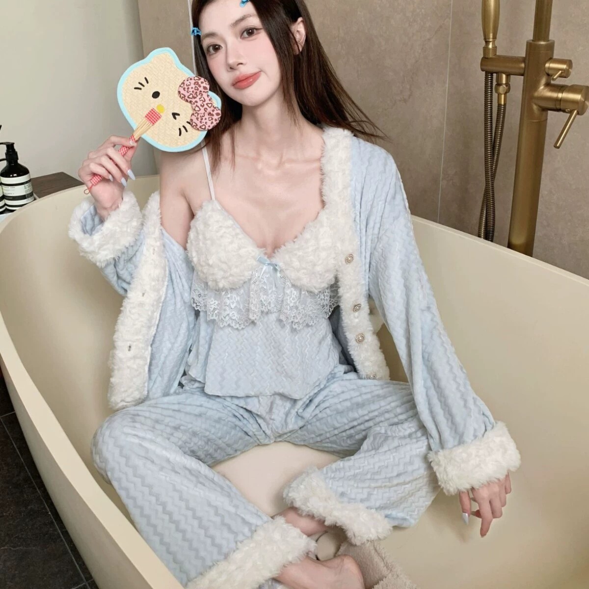 加厚双面海岛绒睡衣女秋冬性感蕾丝带胸垫长袖家居服三件套可外穿
