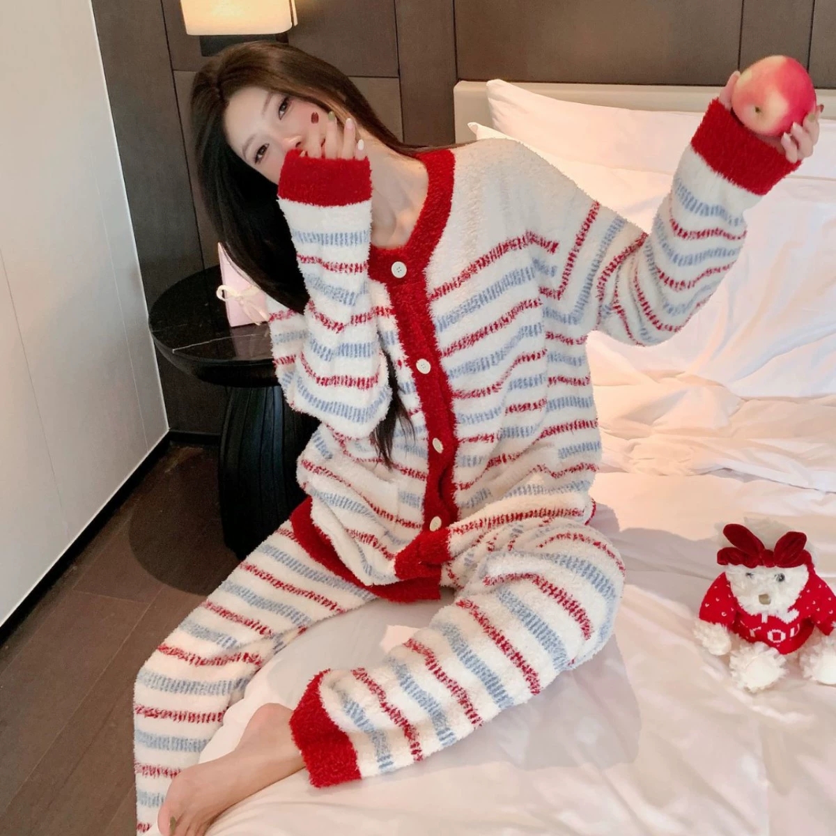 2025新款秋冬季半边绒条纹睡衣女甜美可爱保暖软绵绵宽松家居服厚