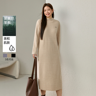 纤莉秀大码 女装 温柔风气质慵懒显瘦半高领连衣裙胖mm2024冬装 新款