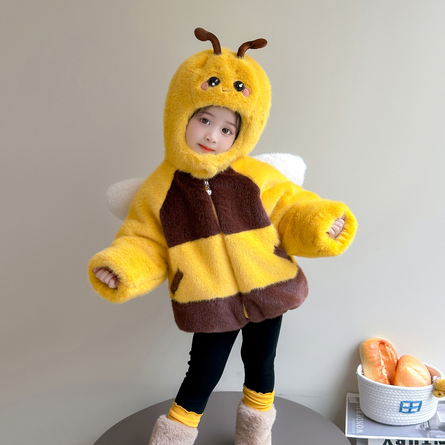 儿童加绒夹棉棉袄小蜜蜂毛毛外套