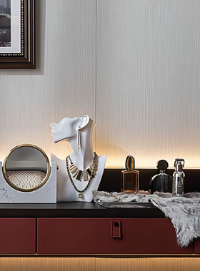 高档梳妆台香薰项链st现代轻奢