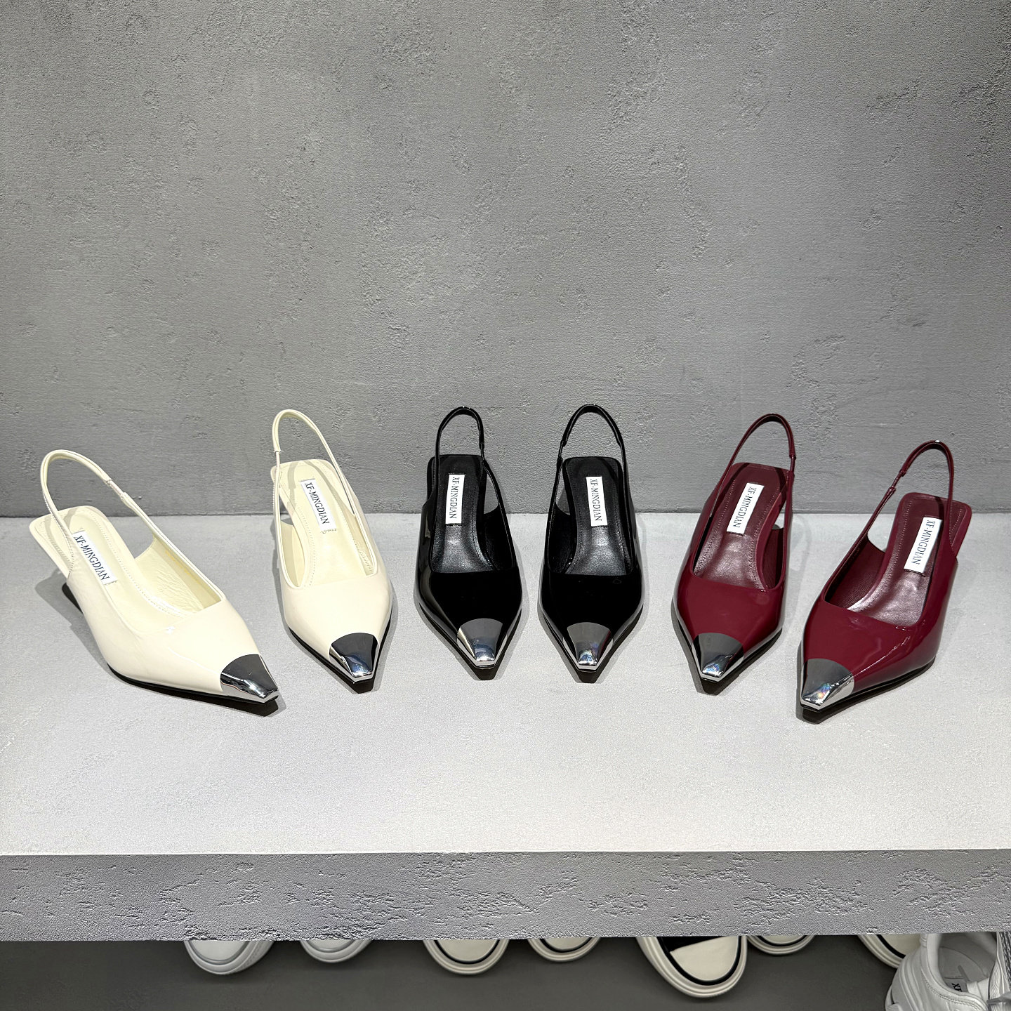 欧洲站欧货女鞋2026春夏新款真皮金属头细跟高跟鞋后空凉鞋单鞋女