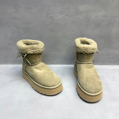 冬季羊毛厚底保暖防滑女雪地靴
