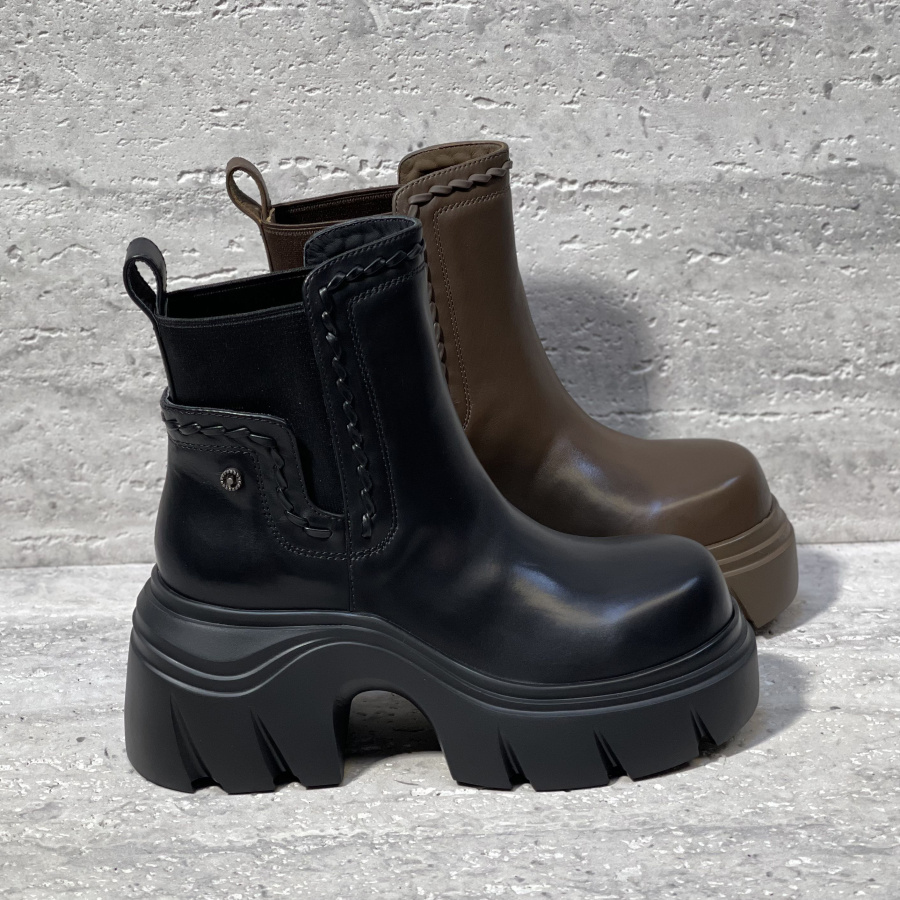 胎牛粗跟套筒英伦切尔西靴短靴女