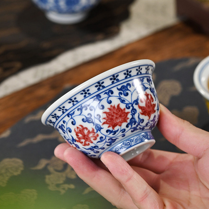 压手杯景德镇陶瓷茶杯主人杯个人茶杯功夫青花釉里红缠枝莲压手杯